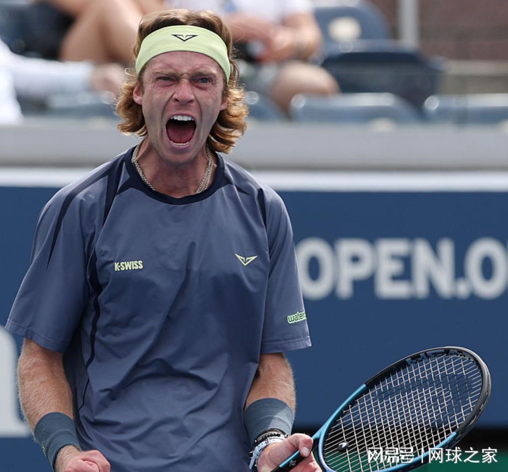 的冠军奖杯, 一盘为何让 的冠军奖杯, 一盘为何让