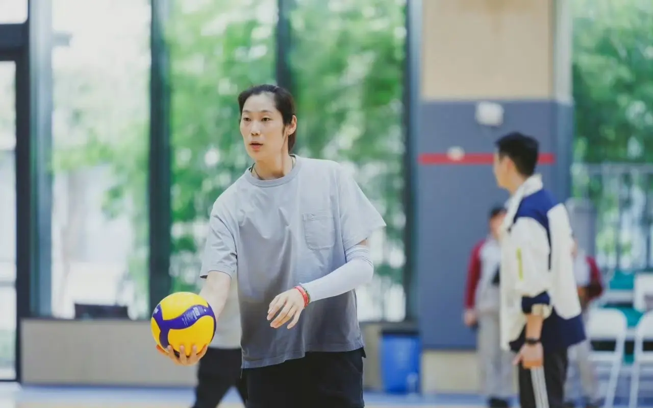 一样的, 女排以及斯 一样的, 女排以及斯